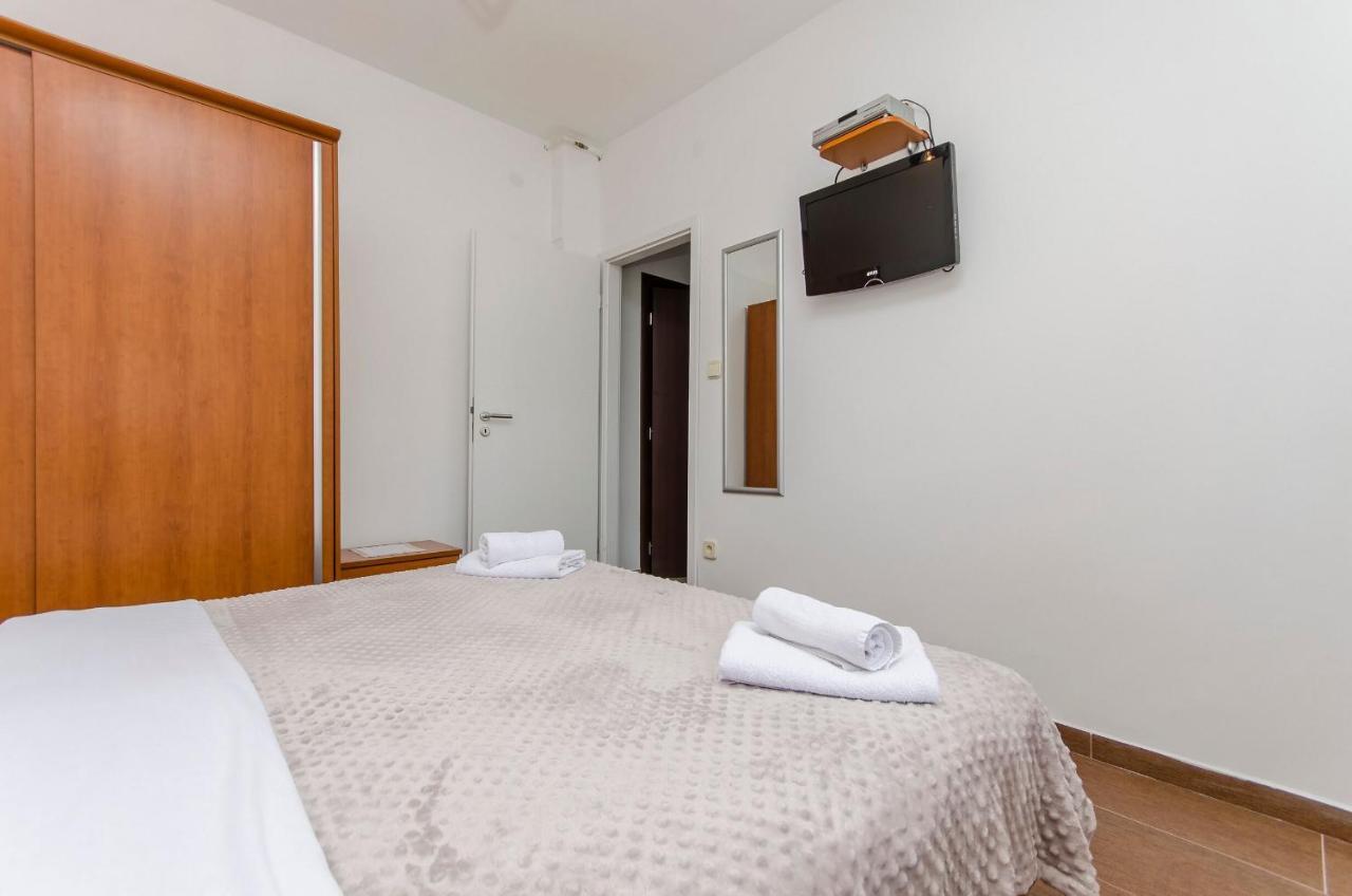 Apartments And Rooms Mare Vodice Exterior photo